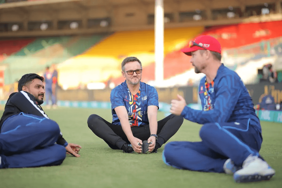 Mike Hesson new Pakistan coach